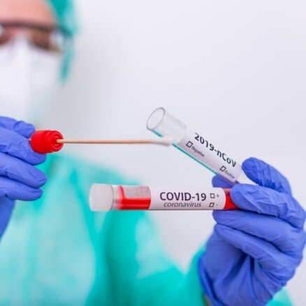Cilvēki ar saslimšanas simptomiem varēs veikt Covid-19 testu bez nosūtījuma
