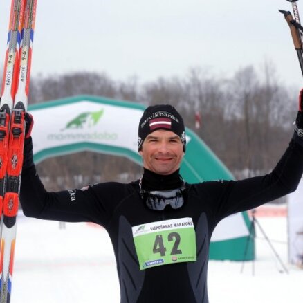 Ilmārs Bricis uzvar 38 km distancē 'Mammadaba' slēpojumā