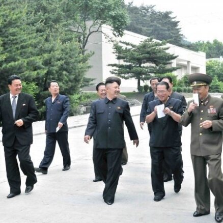 Portāls: Ziemeļkorejas līderis liek amatpersonām studēt Hitlera 'Mein Kampf'