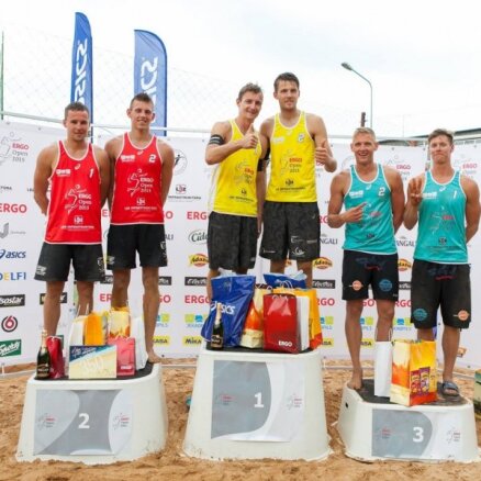 Pļaviņš un Egleskalns triumfē Latvijas pludmales volejbola čempionāta Jēkabpils posmā