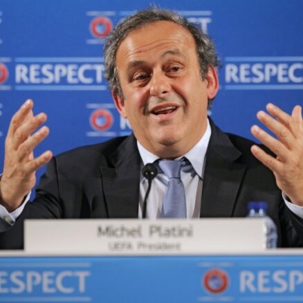 Платини признал, что получил деньги от ФИФА без договора