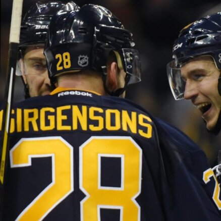 ВИДЕО: Гиргенсонс установил рекорд результативности в карьере НХЛ