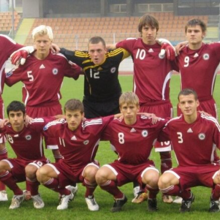 Сборная Латвии неудачно стартовала на турнире Гранаткина