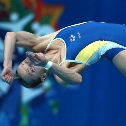Foto: Daiļlēkšanas meistari rāda fantastiskus trikus pasaules čempionātā