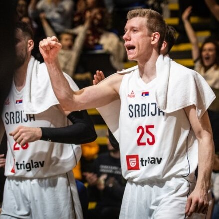 Serbijas basketbolisti kā pēdējie tiek pie ceļazīmes uz Pasaules kausu