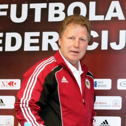 Starkovs varētu atkāpties no Latvijas futbola izlases galvenā trenera amata
