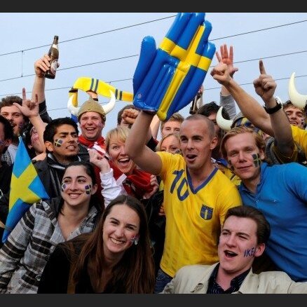 Zviedrijas izlasē pret Latviju pārsvarā spēlēs vietējā čempionāta hokejisti
