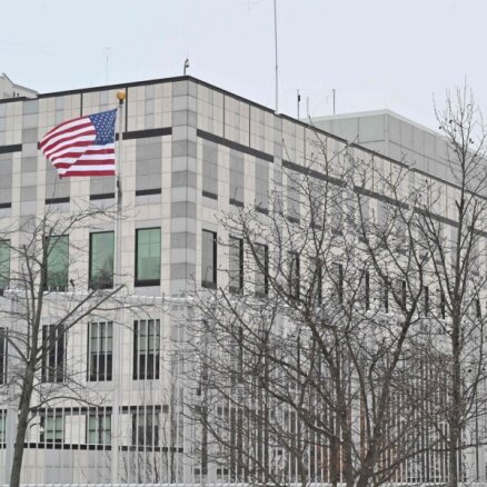 ASV atbildēs uz iespējamo Krievijas kodoltriecienu Ukrainai, pauž valsts sekretāra vietniece