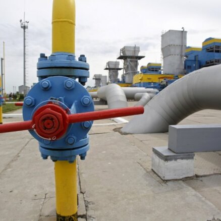 Gāzes plūsma pa Jamalas-Eiropas cauruļvadu nokritusies līdz nullei