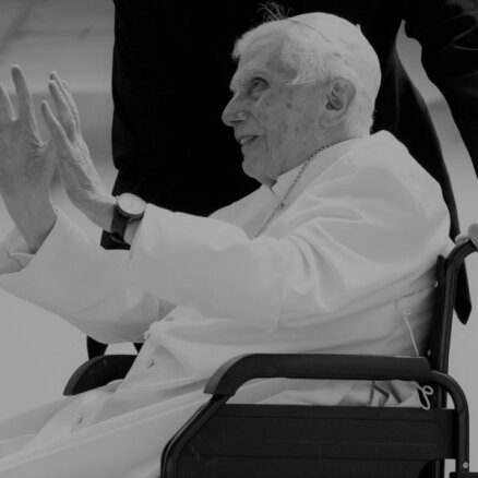 На 95-м году жизни умер папа римский на покое Бенедикт XVI