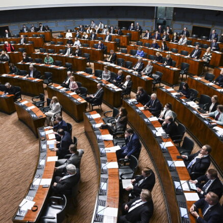 Somijas parlaments atbalsta pieteikuma iesniegšanu dalībai NATO