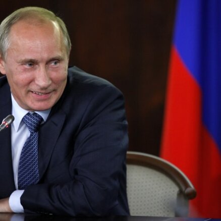 Избирательный рейтинг Путина замер на грани второго тура