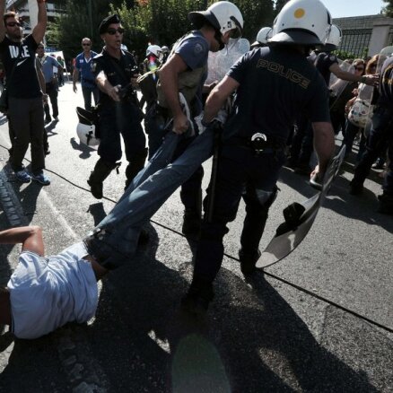 Grieķijā pēc neonacista pastrādātās slepkavības atkāpjas divi policijas ģenerāļi