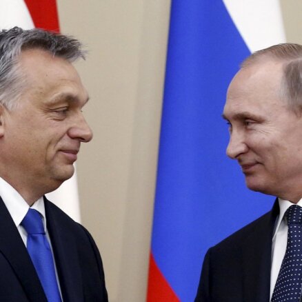 Ungārija par Krievijas gāzi gatava maksāt rubļos, apgalvo Orbāns