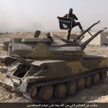 'Daesh': kaujās pie Palmīras krituši pieci Krievijas karavīri