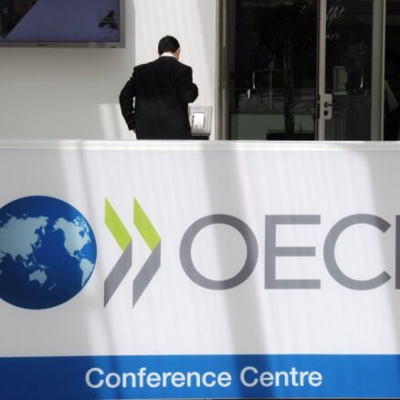 Latvijas iestāšanās bagāto valstu klubā OECD ieķeras