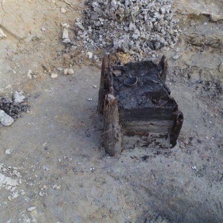 Necila kastīte ar dižu vēsturi: arheologi pēta vecāko dendroloģiski datēto koka būvi