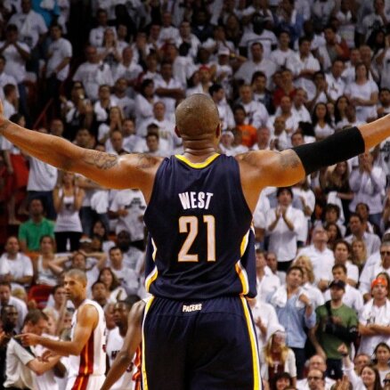 'Pacers' panāk izlīdzinājumu sērijā pret zvaigžņoto 'Heat'