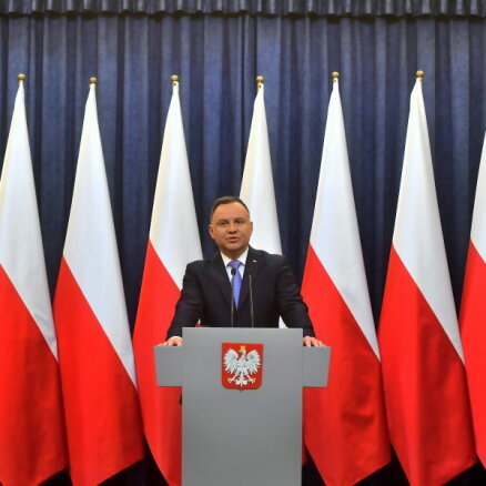 Polijas prezidents apsūdz Vāciju solījumu neturēšanā par bruņojuma piegādēm