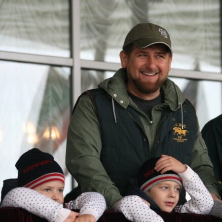 Кадыров отчитал министра спорта Чечни на ринге