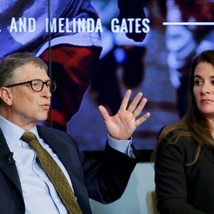 'Microsoft' darbinieki: Bils Geitss slepus ticies ar citām sievietēm