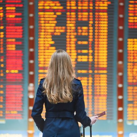Vai lētie lidojumi ir pagātne? Iemesli, kāpēc šovasar aviobiļetes būs dārgākas