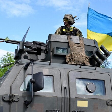 'Viltus balanss starp noziedznieku un upuri': Kijiva kritizē 'Amnesty International' paziņojumu par ukraiņu armiju