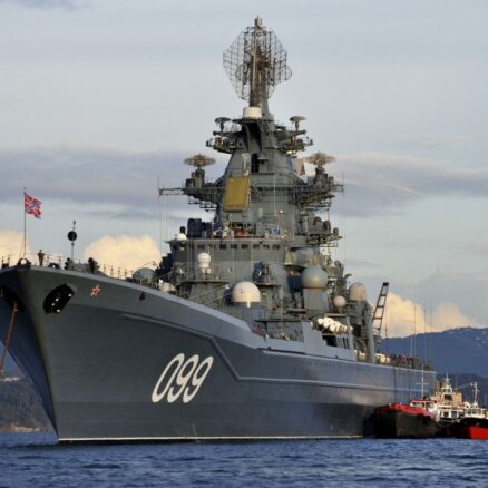 Корабли Балтийского флота РФ моделировали "морской ракетный бой"