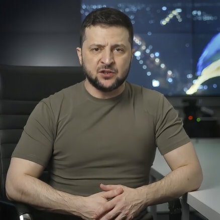 Zelenskis lūdz ANO ģenerālsekretāra palīdzību, lai no 'Azovstaļ' varētu evakuēt ievainotos