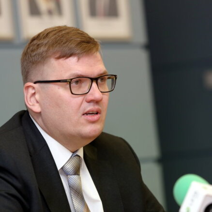 Pūce uzdod vērtēt, vai sankcijas pret Lembergu ietekmēs Ventspils domes darbu