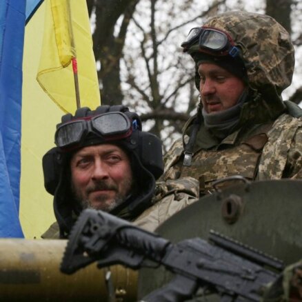 Krievijas karakuģi atvirzījušies no piekrastes; Ukrainā karo 76 okupantu bataljonu taktiskās grupas