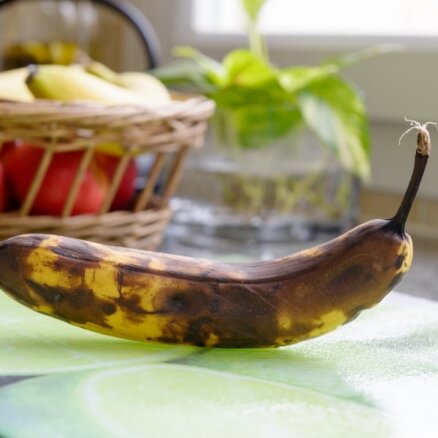 Pārgatavojušies banāni: ko gardu no tiem pagatavot