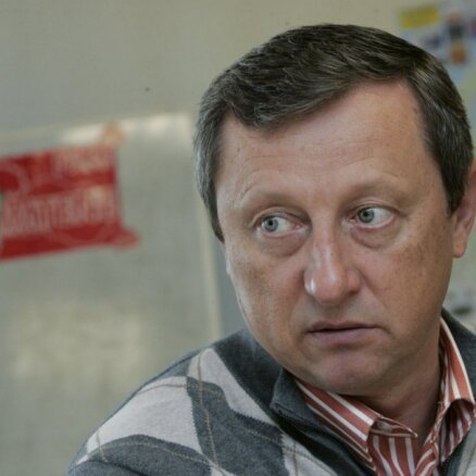 Журавлев: нужен референдум о введении евро с 2021 года
