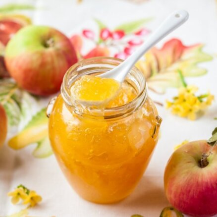 12 idejas, kā konservēt ābolus ziemas krājumiem