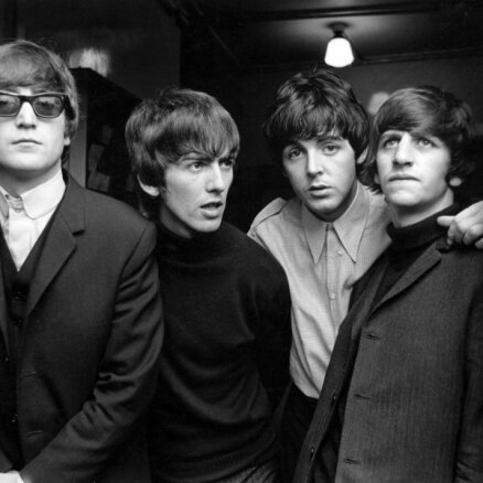 Publiskotas iepriekš neredzētas fotogrāfijas no 'The Beatles' vēstures