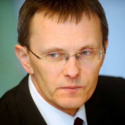За несколько недель Латвия решит, нужно ли переходить на евро