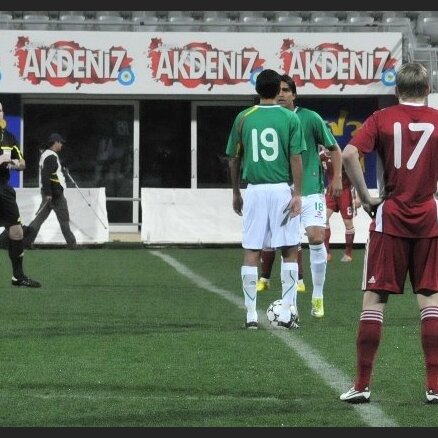 Latvijas un Bolīvijas futbola spēles skandāla ietvaros Ungārijā arestēti septiņi cilvēki