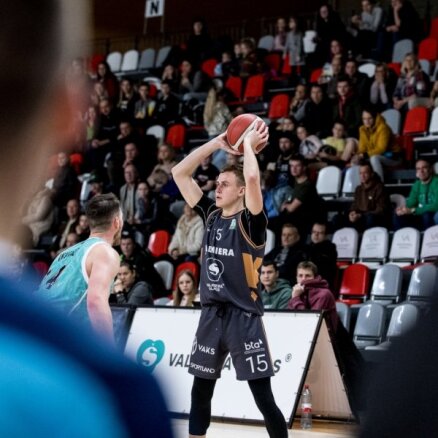 'Valmiera Glass'/'Vidzemes Augstskola' basketbolisti viesos piedzīvo neveiksmi LIBL mačā