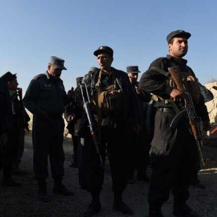 'Taliban' kaujinieki uzbrūk ārzemnieku kompleksam Kabulā