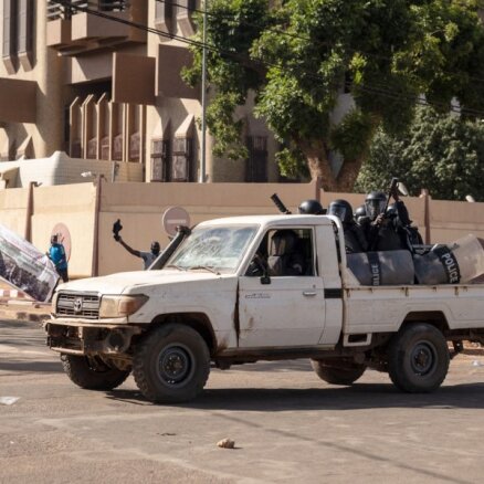 Islāmistu kaujinieki Burkinafaso nogalina 50 civiliedzīvotājus