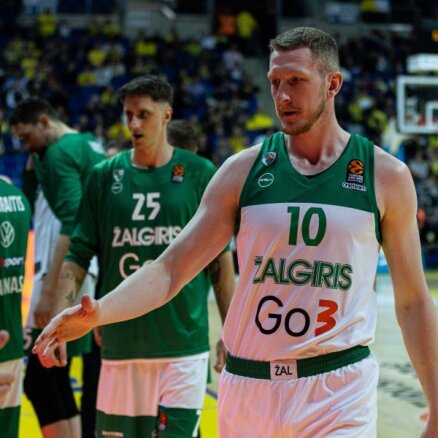 Šmits ar 18 punktiem rezultatīvākais 'Žalgiris' spēlē Eirolīgā
