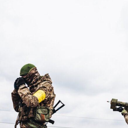 Līdz šim karot Ukrainas armijas pusē pieteikušies pieci Latvijas iedzīvotāji