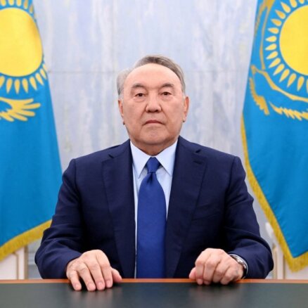 Nazarbajevs video paziņo, ka atpūšas Nursultanā