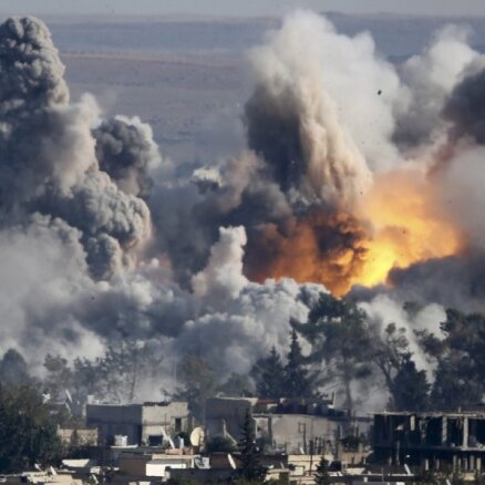 СМИ: Путин готовит авиаудары по боевикам в Сирии
