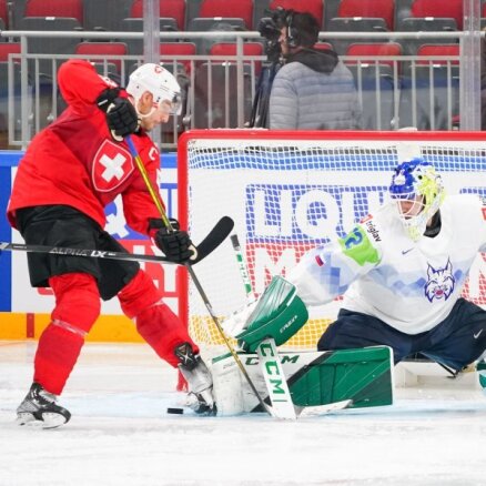 Cборная Швейцарии перед матчем с Латвией потеряла форварда и вызвала на подмогу трех игроков НХЛ