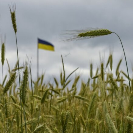 Krievija, bloķējot Ukrainas graudus, rīko 'bada spēles', nosoda Mišels