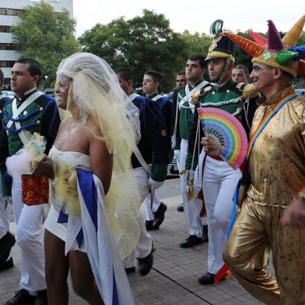 Urugvajā legalizē viendzimuma laulības