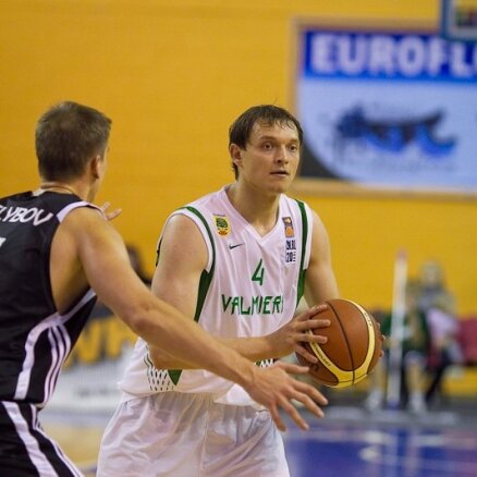 Basketbolisti Gabrāns un Veselovs atgriežas 'Valmieras' komandā