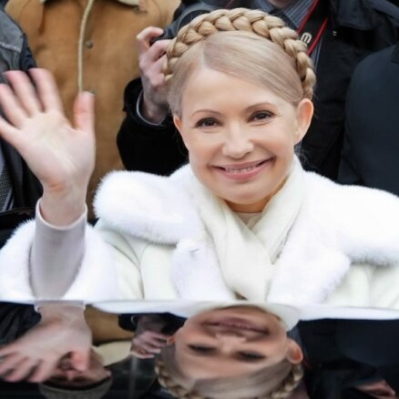 Тимошенко  в 90-е годы перевела на иностранные счета $690 млн.