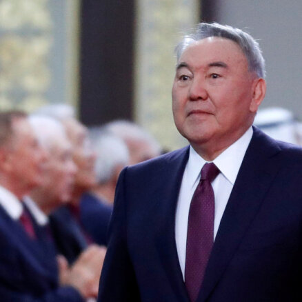 OCCRP: Фонды Назарбаева управляют активами на 8 миллиардов долларов